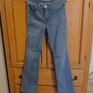 Levi's Women's Straight Leg Jeans in Light Blue